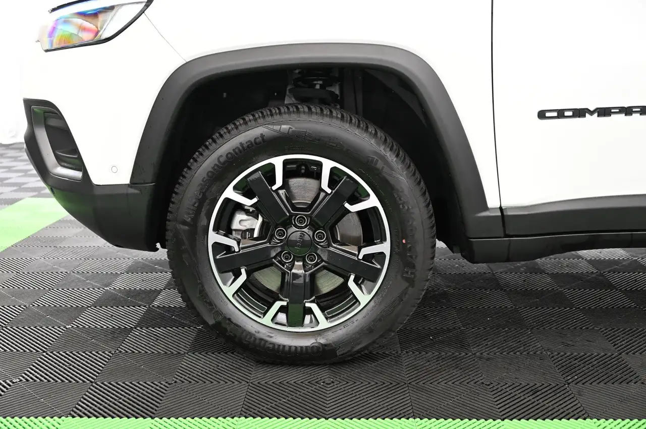 Jeep Compass 1.3 PHEV 240 4xe Trailhawk LED/LEDER/ACC/17 — معرض صور السيارة 10