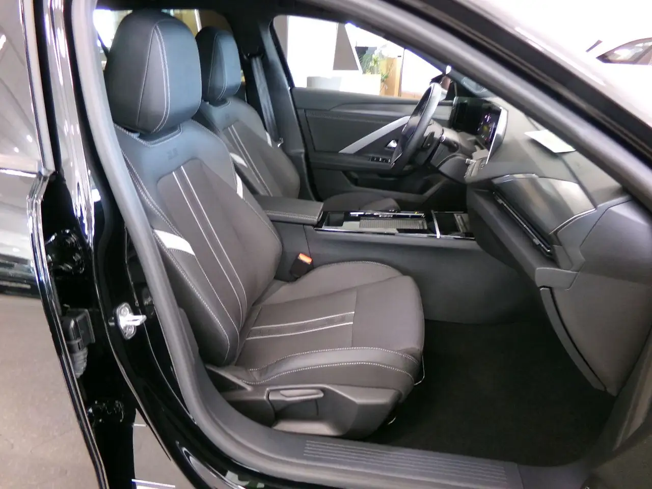 Opel Astra L Sportstourer 1.2 Turbo GS LED+SHZ+Kam. — Galerie du véhicule 27
