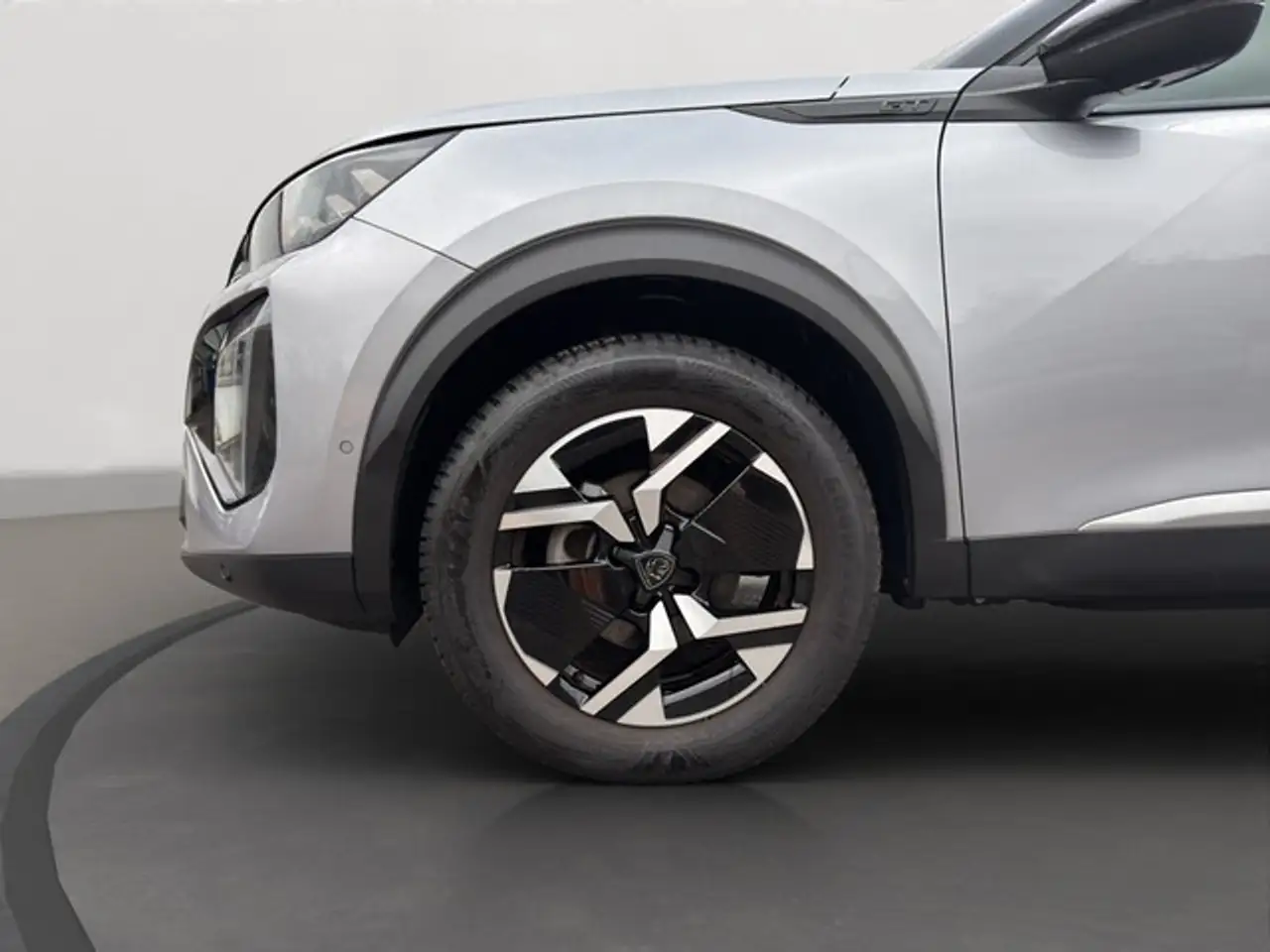 Peugeot 2008 GT EAT8 NAVI ACC LED PDC KAMERA SHZ ALLWETTER — معرض صور السيارة 7