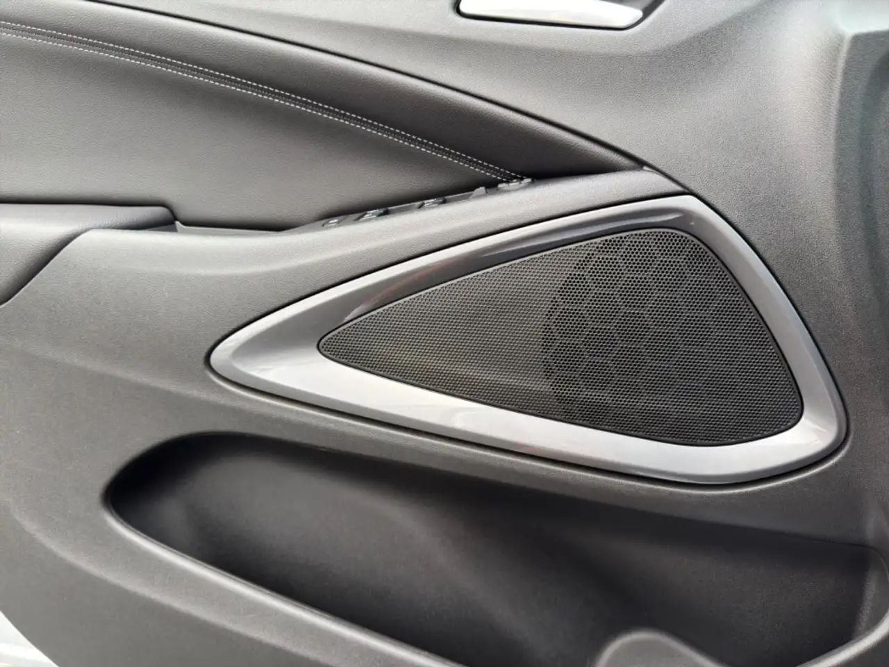 Opel Crossland Elegance Paket ATG Turbo Navi Allwetterreifen Klim — Galerie du véhicule 22