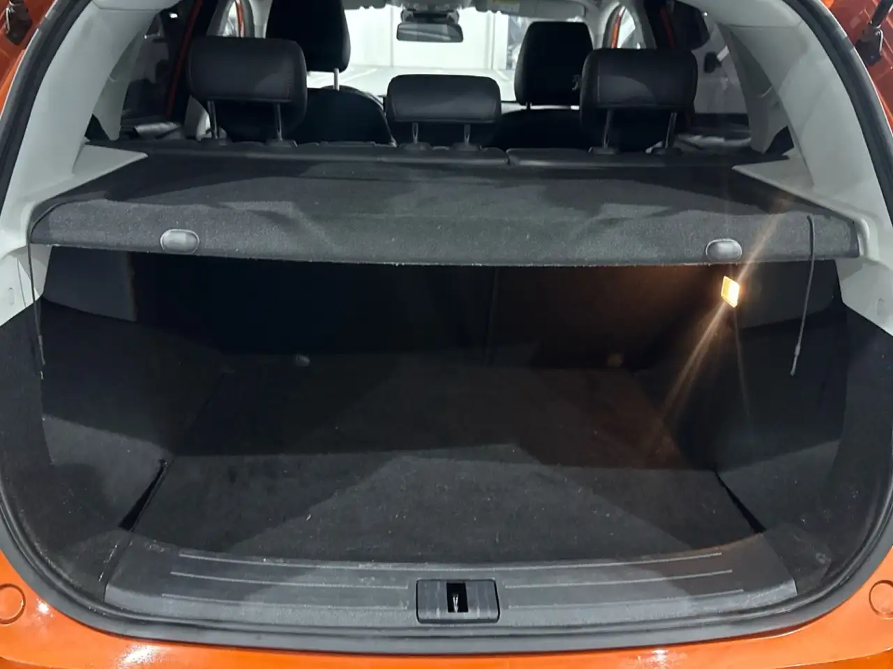 MG ZS 1.0T Luxury — Galería del vehículo 12