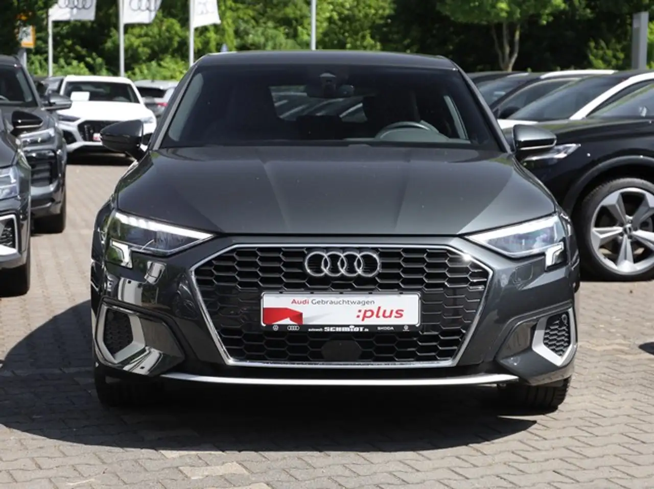 Audi A3 Sportback 35 TFSI Advanced AHK Leder ACC LED Na... — معرض صور السيارة 6