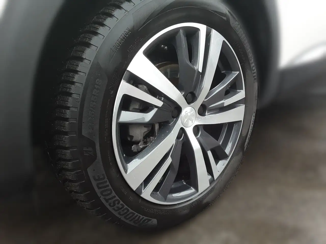 Peugeot 3008 Hybrid 136 e-DSC6 Allure Pack ACC LED Navi — معرض صور السيارة 5