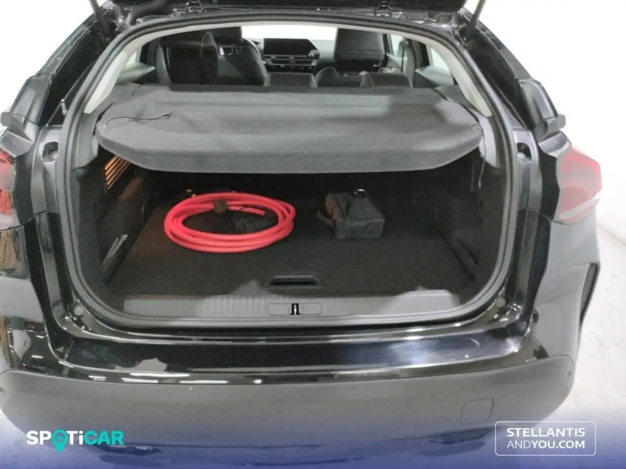 Citroen C4 ë- eléctrico 115kW 54kWh Plus — معرض صور السيارة 7