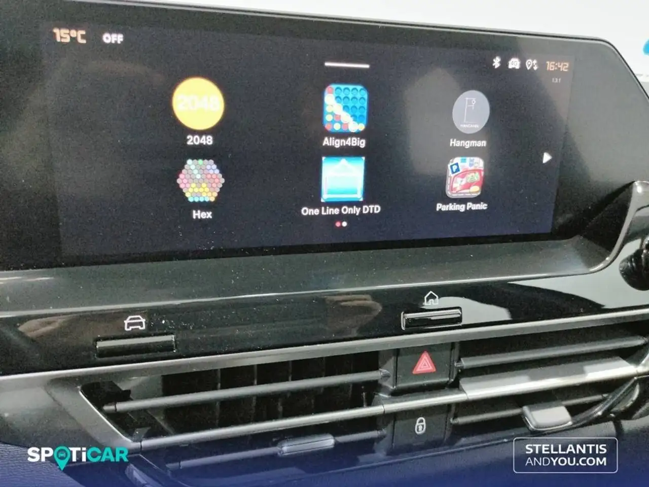 Citroen C4 ë- eléctrico 115kW 54kWh Plus — معرض صور السيارة 19