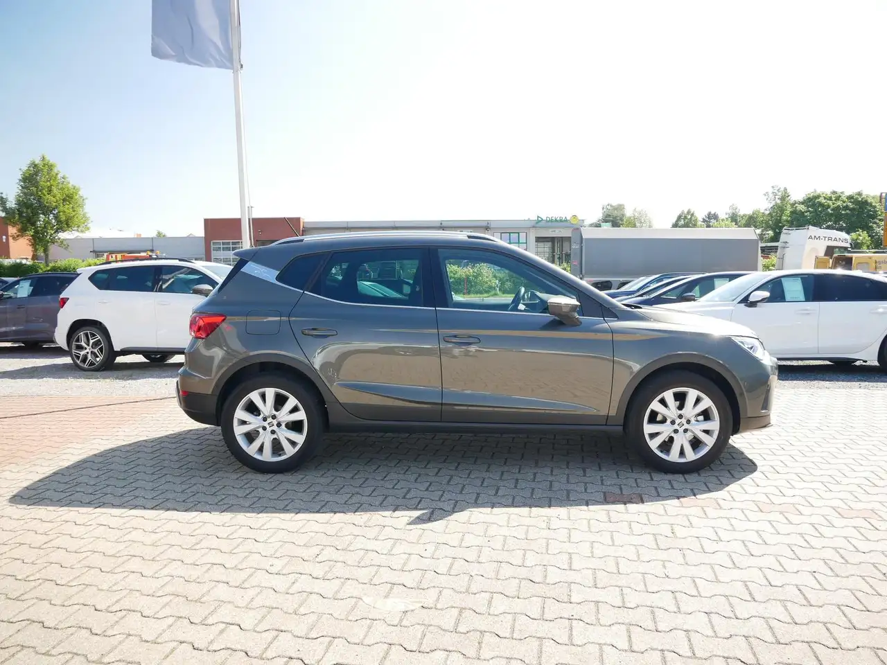SEAT Arona 1.5 TSI DSG XPERIENCE LED+SHZ+ACC+NAVI — Galerie du véhicule 6