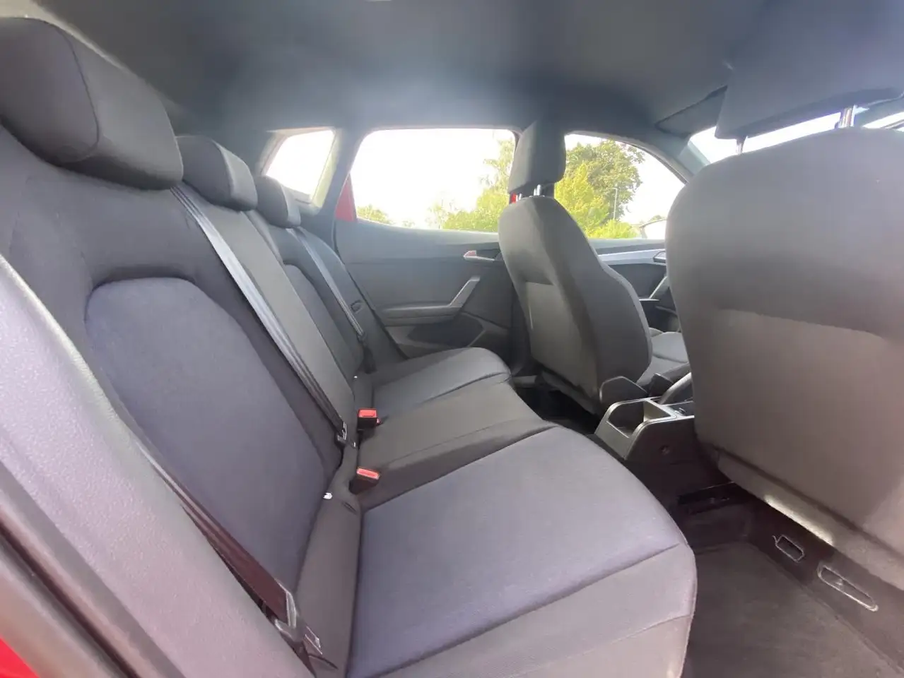 SEAT Arona 1.0 TSI FR VIRTUAL-COCKPIT+NAVI-PRO+LED+FU — معرض صور السيارة 16