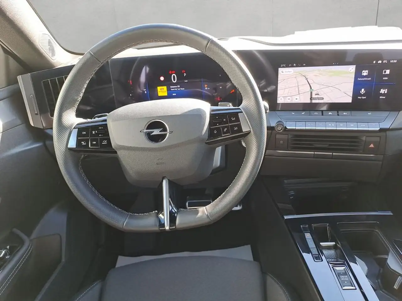 Opel Astra Sports Tourer 1.2 Turbo Automatik GS NAVI — معرض صور السيارة 13