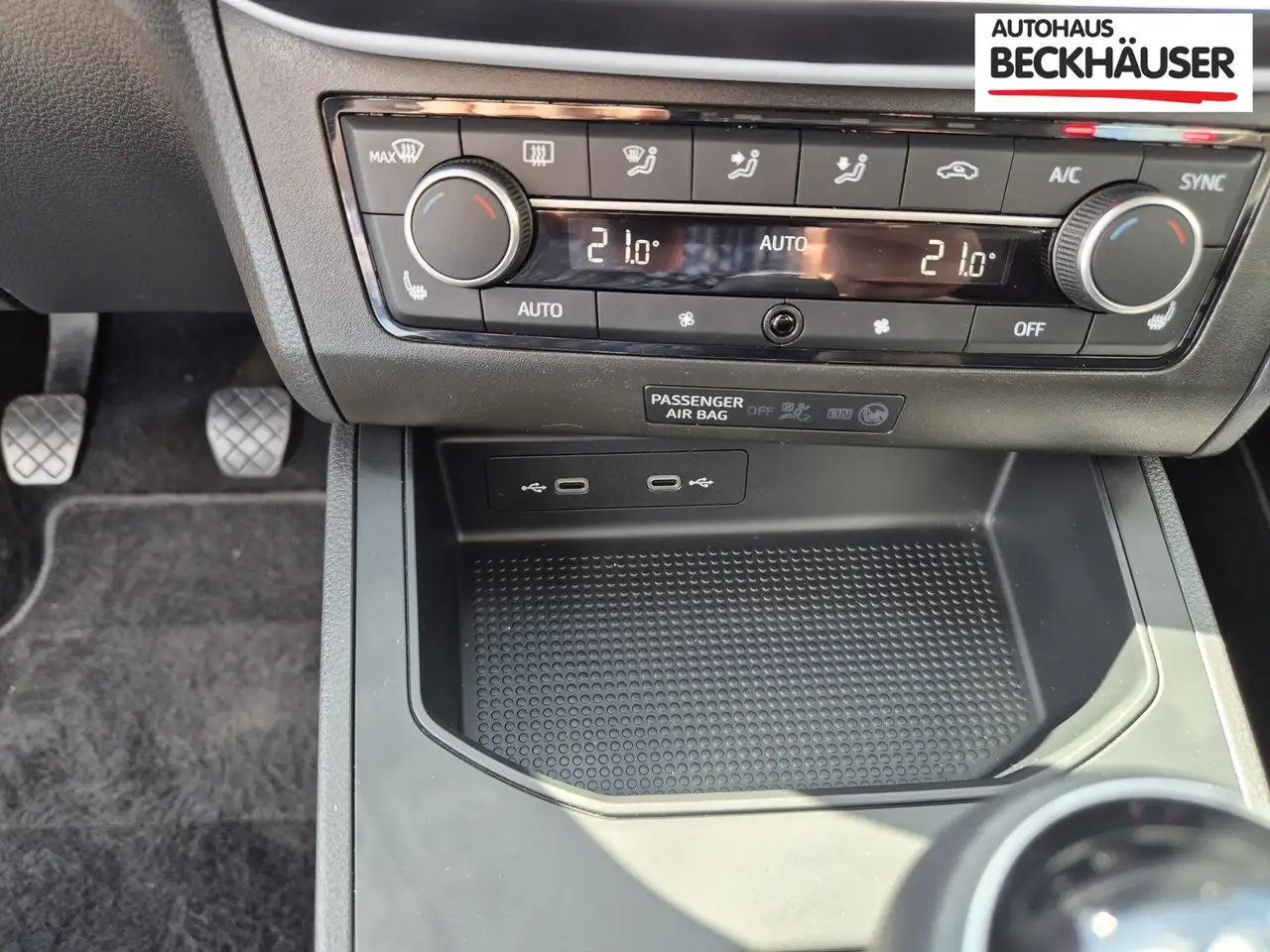 SEAT Ibiza Style 1,0TSI - SHZ, Rückfahrkamera, PDC vorne u... — معرض صور السيارة 39