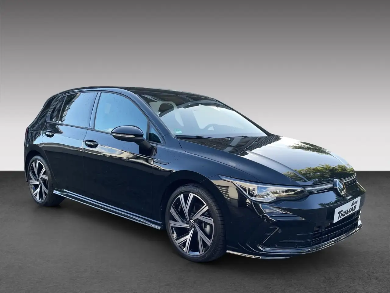 Volkswagen Golf VIII R-Line 1.5 eTSI DSG NAVI+ACC+RFK — Galerie du véhicule 10