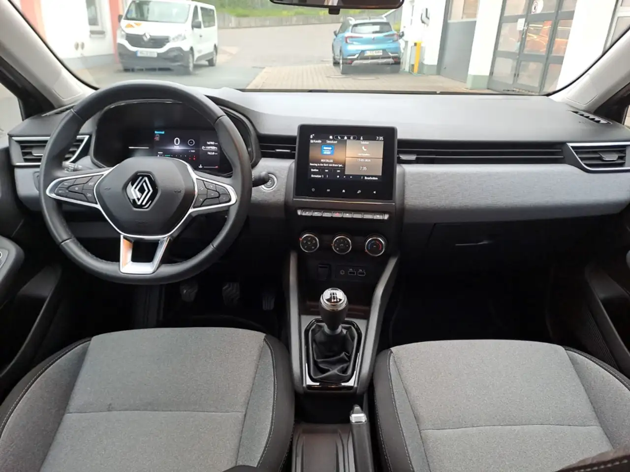 Renault Clio EVOLUTION TCe 90 Evolution KLIMA+SHZ+PDC+USB+LED+D — معرض صور السيارة 14