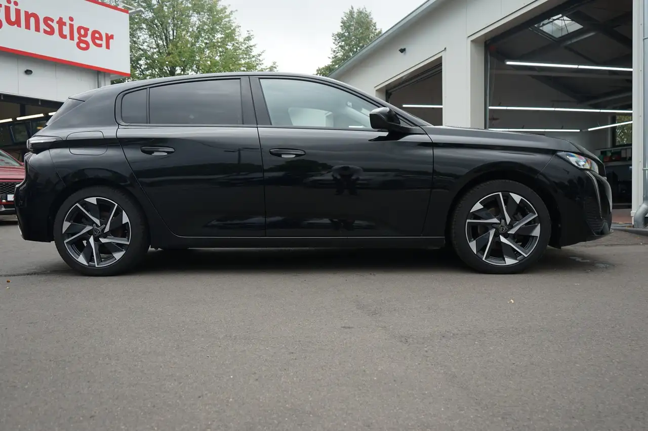 Peugeot 308 1.2 PureTech 130 LED Navi Kamera — Galería del vehículo 3