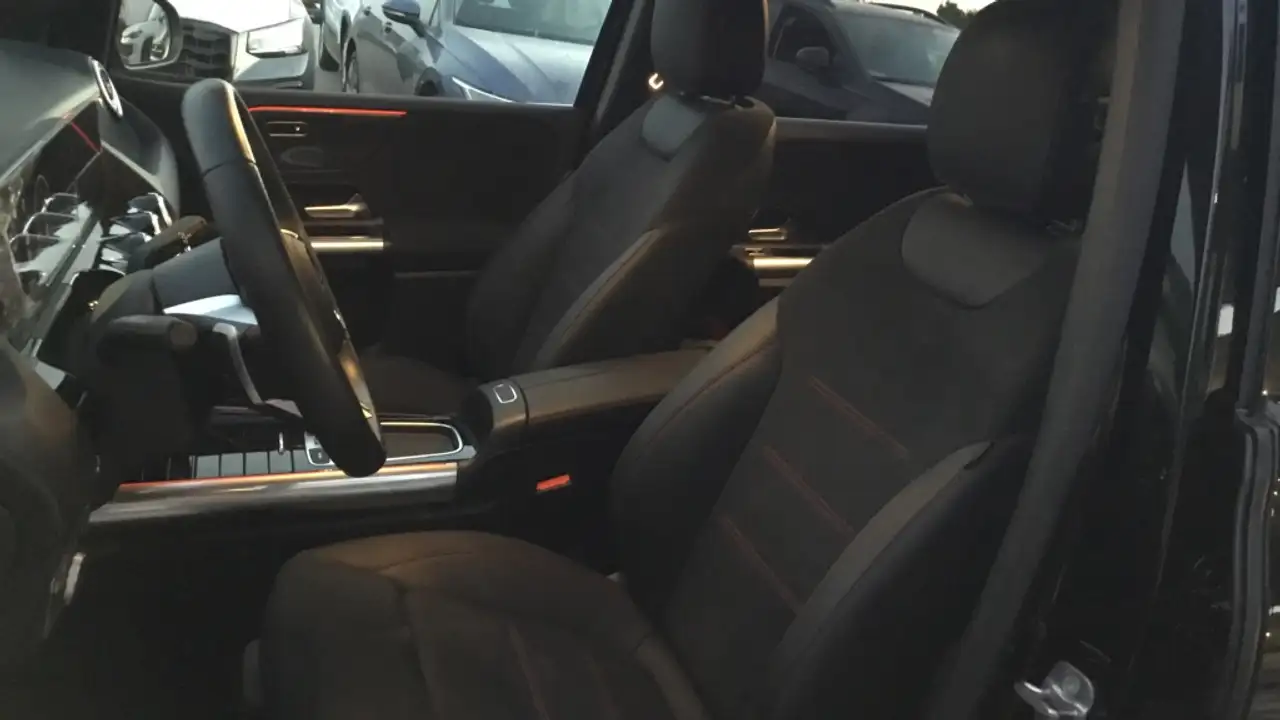 Mercedes-Benz B 200 -CLASS D — معرض صور السيارة 7