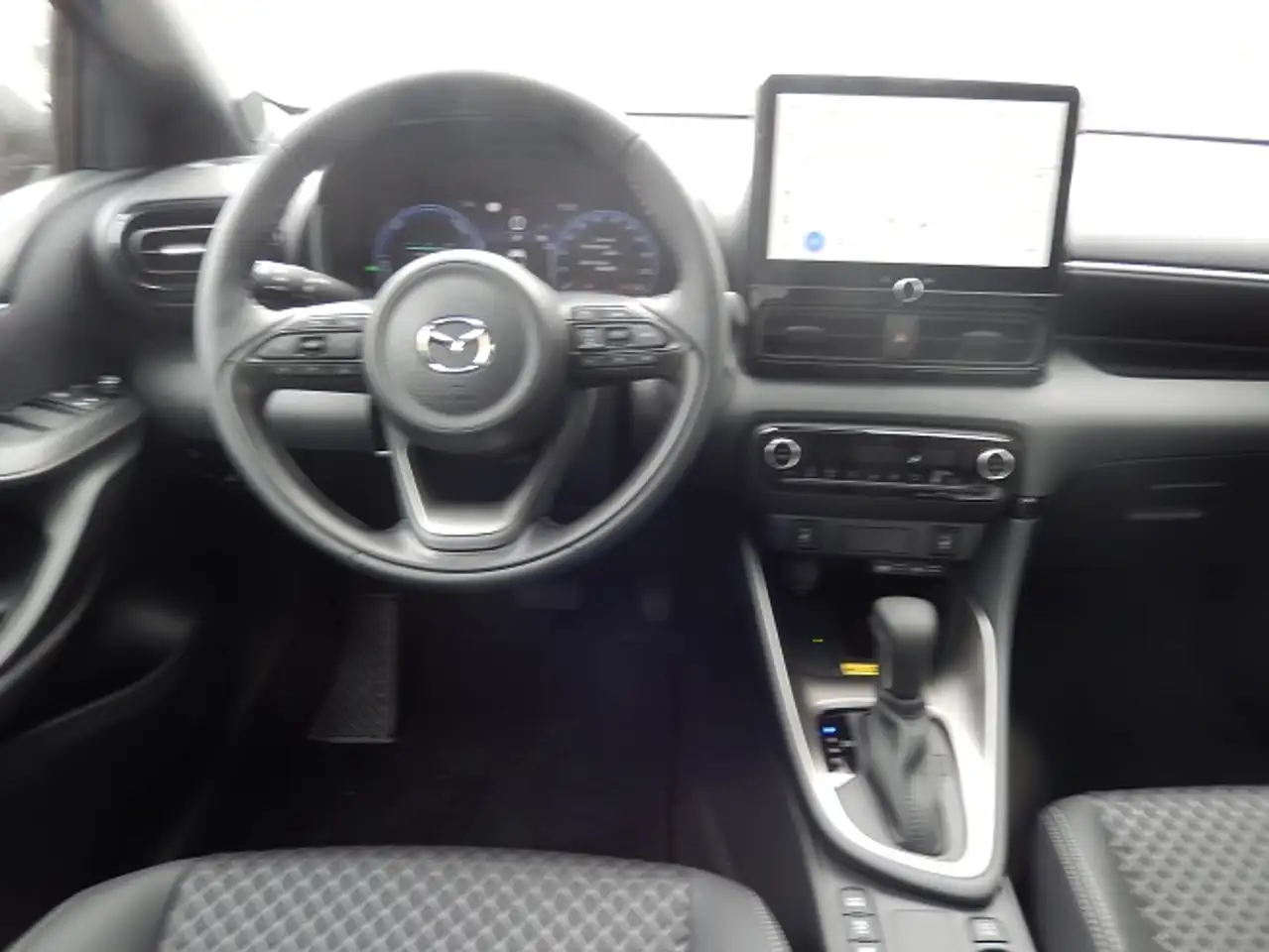 Mazda 2 Hybrid 2024 5HB 1.5L VVT-i 116 PS e-CVT FWD HOMUR — Galería del vehículo 12