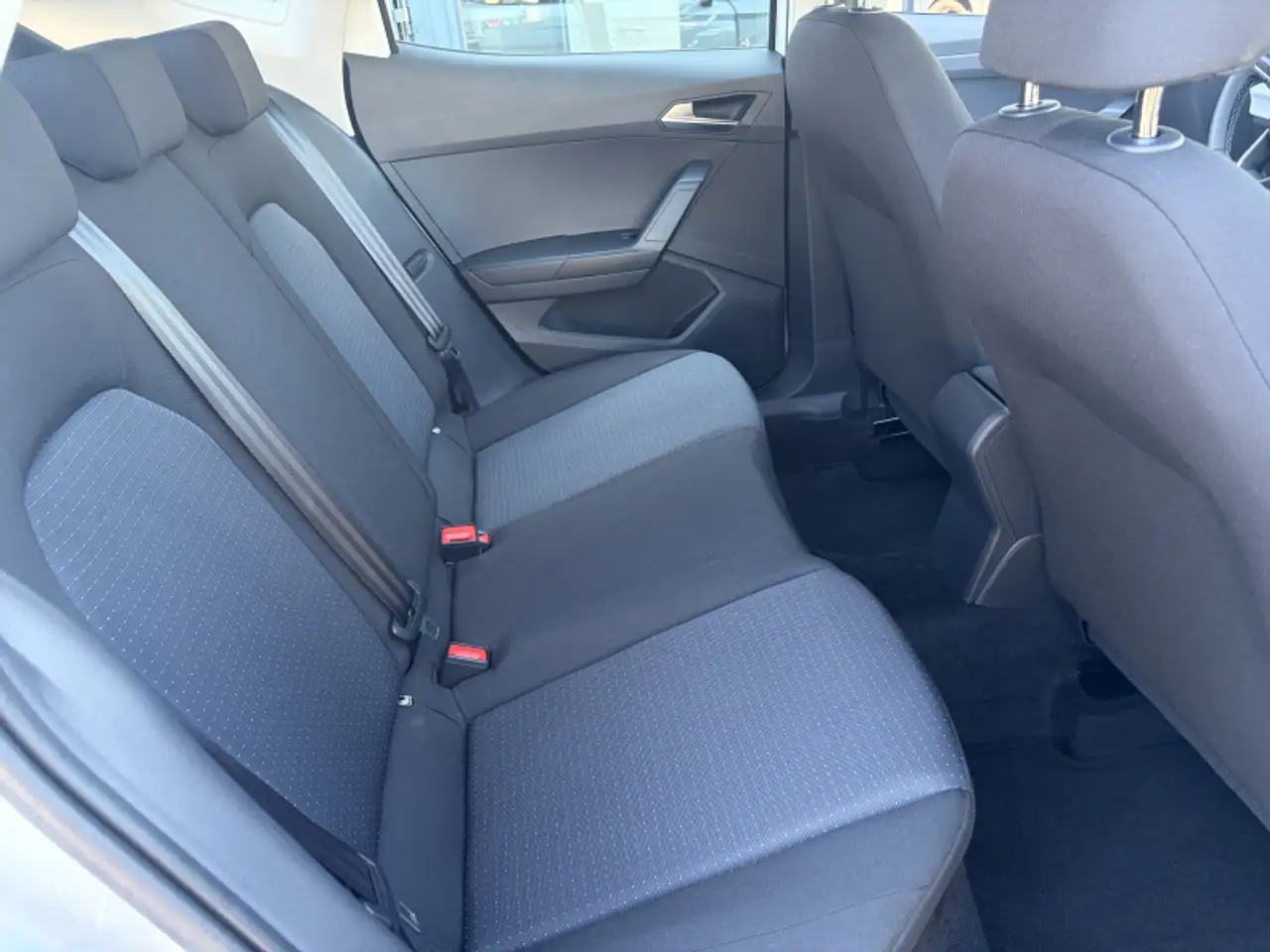 SEAT Arona Arona Style Edition 1.0 TSI 81kW (110PS) 7-Gang DS — معرض صور السيارة 5