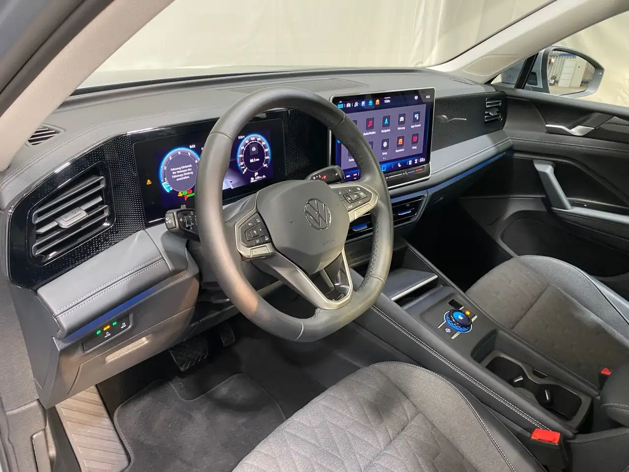 Volkswagen Tiguan Life 1.5 eTSI DSG | AHK LED ACC NAVI DAB — Galería del vehículo 18