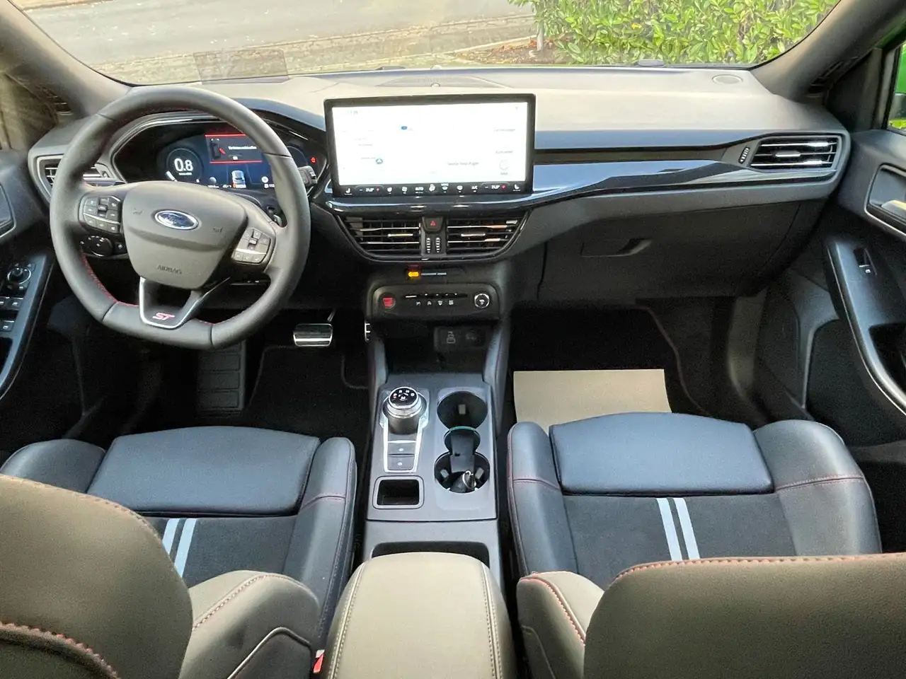 Ford Focus Turnier ST X — Galería del vehículo 14