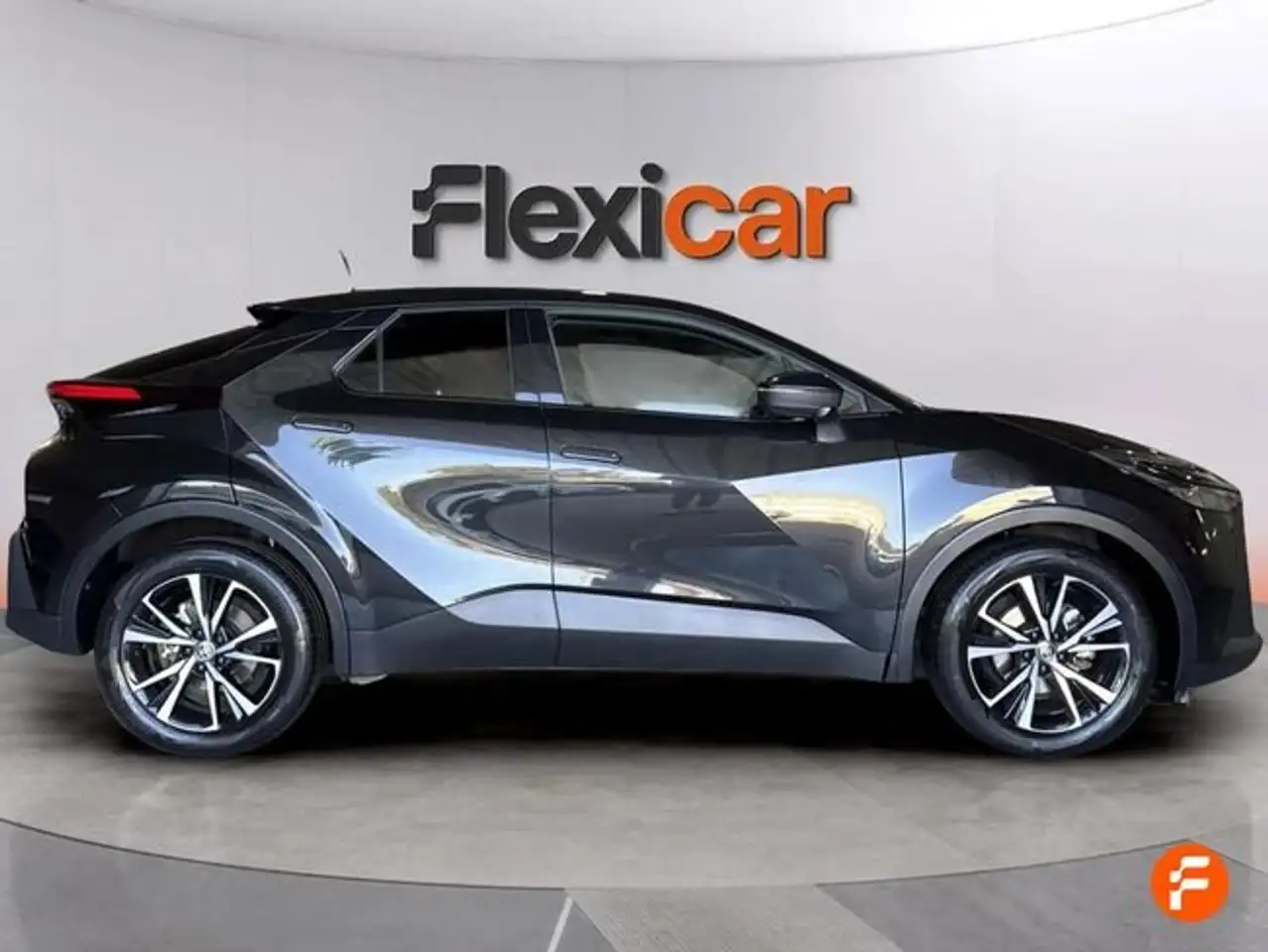 Toyota C-HR 140H Advance — Galerie du véhicule 3