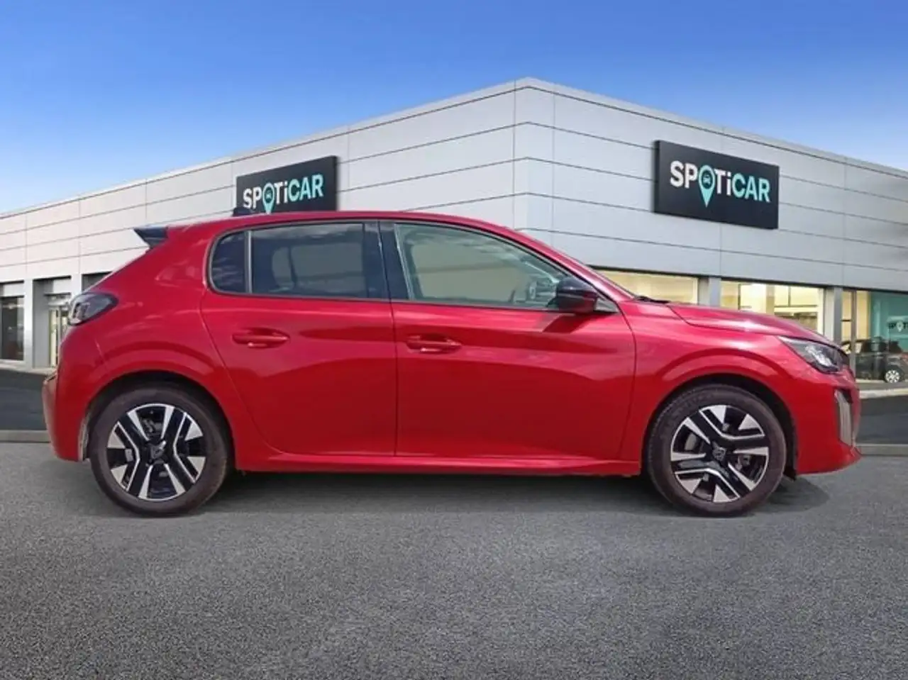 Peugeot 208 HYBRID 100 eDCS6 Allure — معرض صور السيارة 4