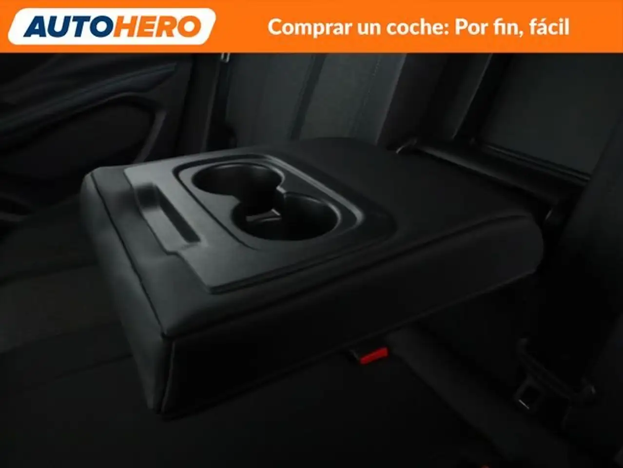 Peugeot 3008 1.2 Mild-Hybrid 136 Allure Pack — Vehicle gallery 34