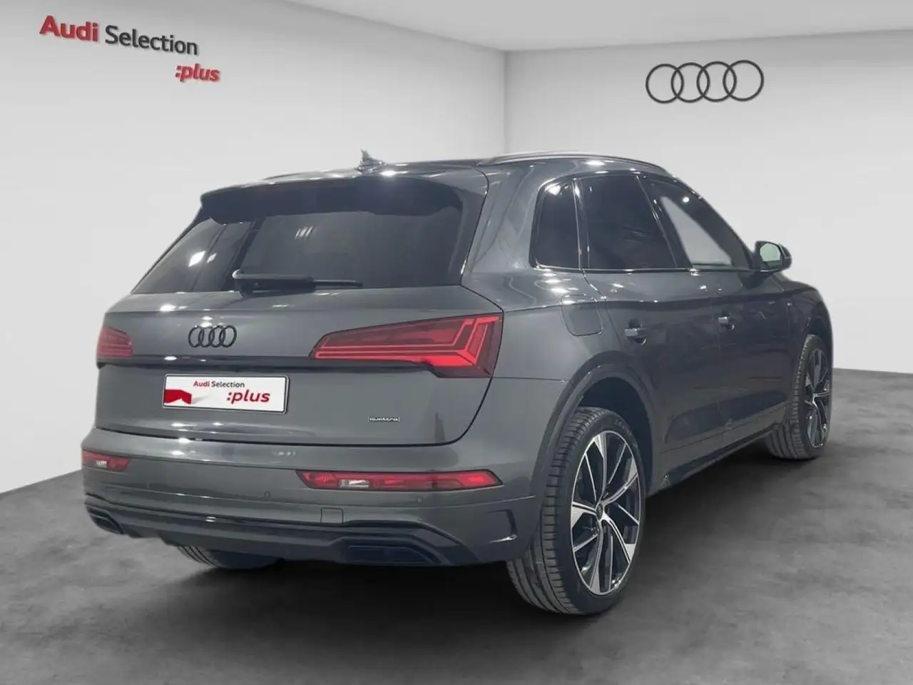 Audi Q5 Sportback 40 TDI quattro-ultra S line S tronic 150 — معرض صور السيارة 4