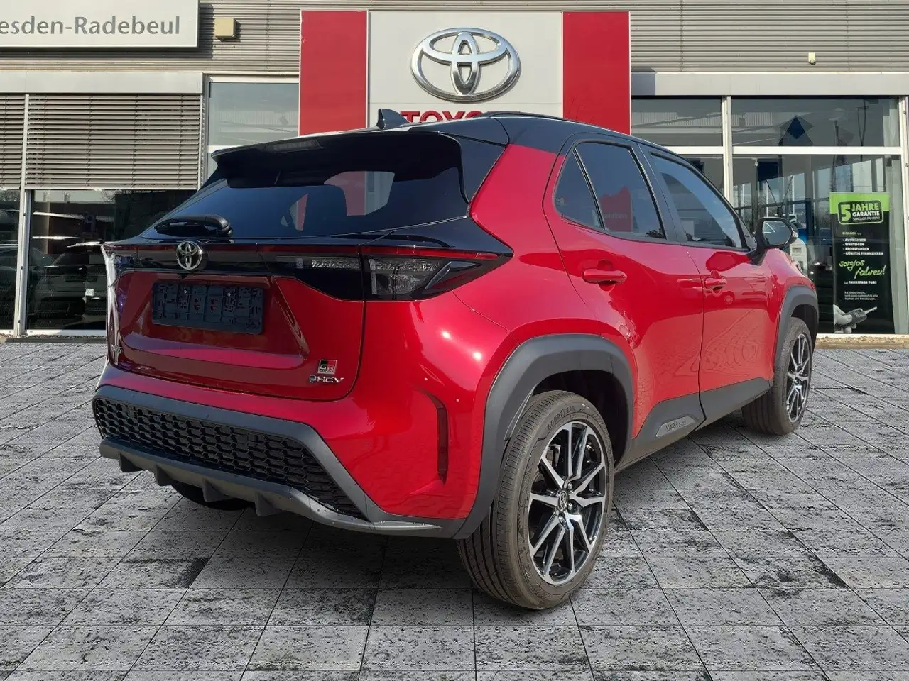 Toyota Yaris Cross 1.5 FWD GR Sport Navi*ACC*KAM*SHZ — Galerie du véhicule 8
