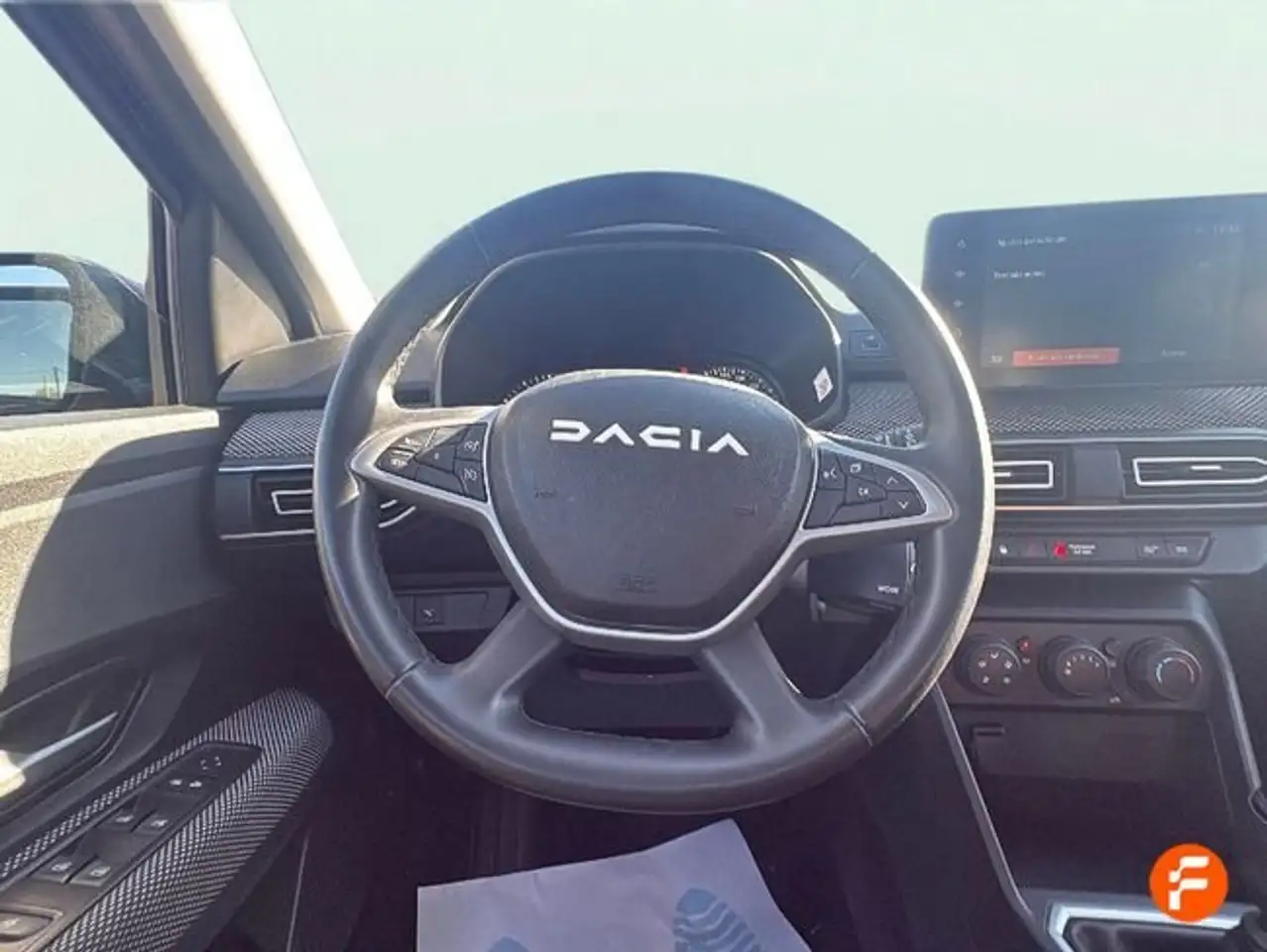 Dacia Jogger 1.0 TCe Expression 81kW 7pl. — معرض صور السيارة 15