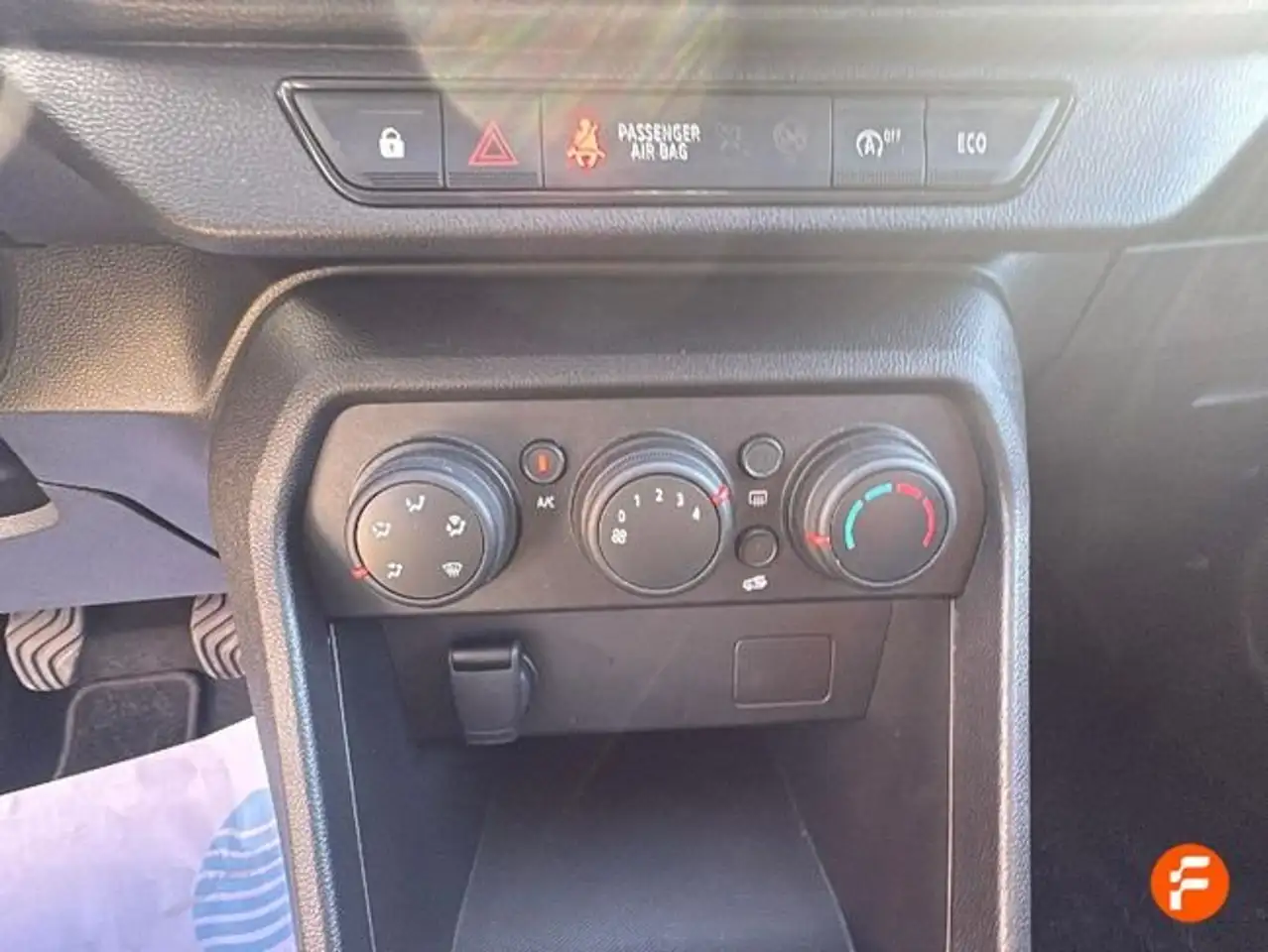 Dacia Jogger 1.0 TCe Expression 81kW 7pl. — معرض صور السيارة 21