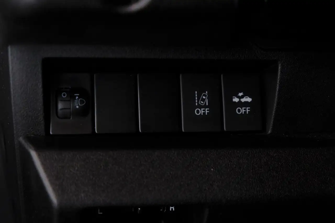 Suzuki Jimny Comfort AllGrip NFZ*AHK*ALUFELGEN*NEUWERTI — Vehicle gallery 10