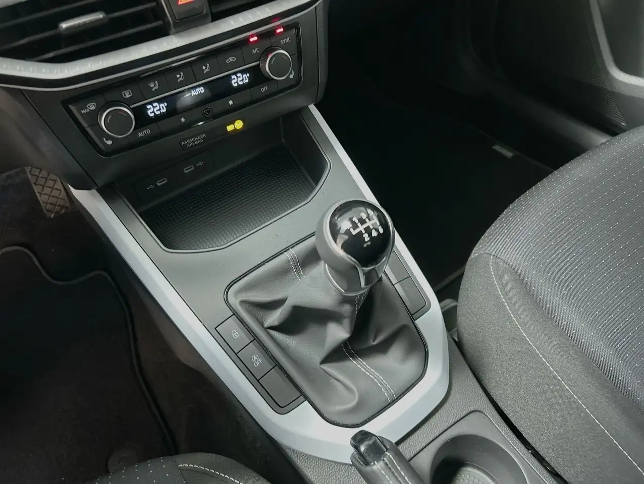 SEAT Arona 1.0 TSI Style Edition — Galerie du véhicule 17