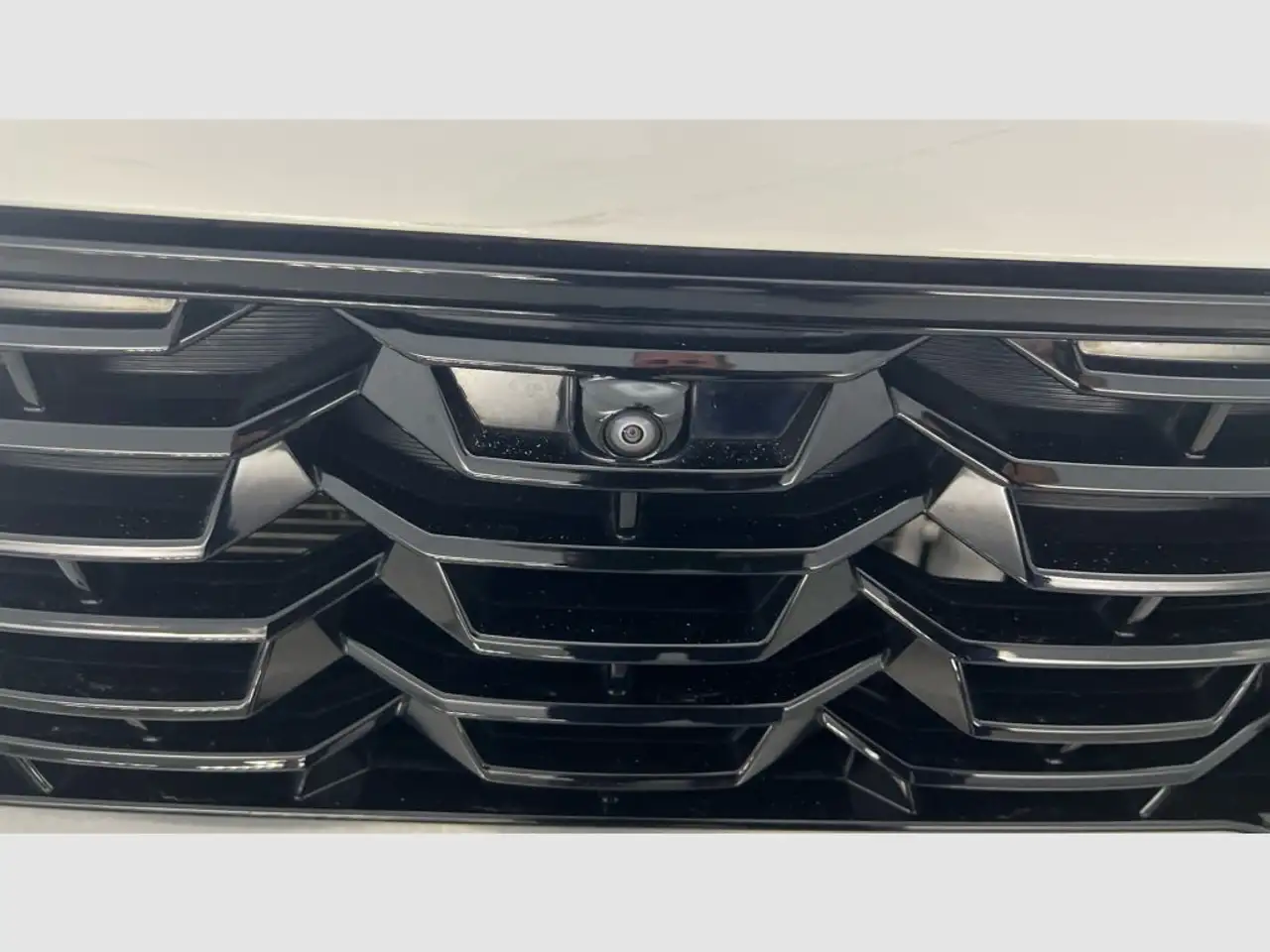 Kia Sorento 2.2 CRDi Emotion DCT 4x2 7pl — Galerie du véhicule 23