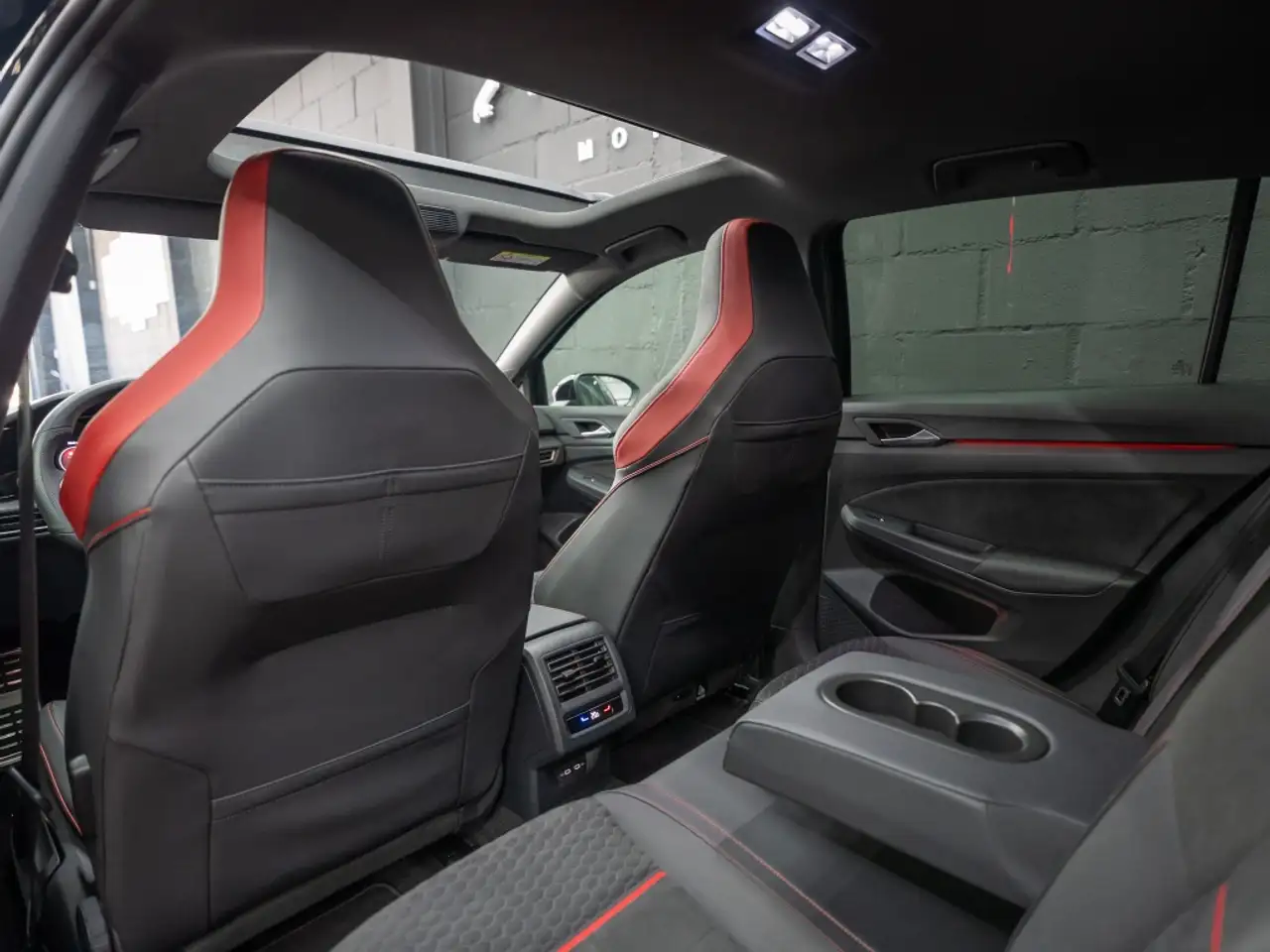 Volkswagen Golf GTI 2.0 TSI Clubsport DSG 221kW — Vehicle gallery 6