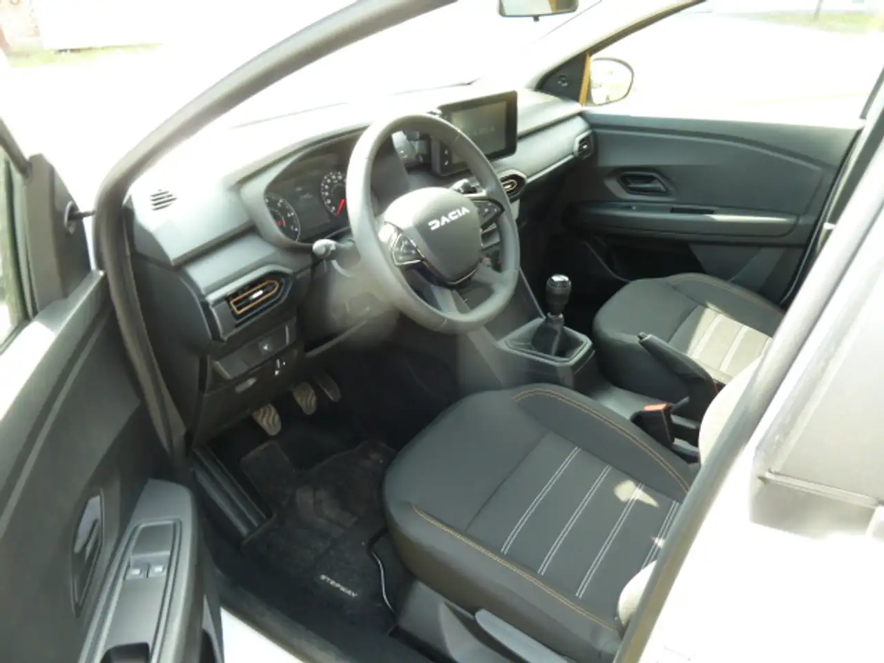 Dacia Sandero Stepway Essential — Galería del vehículo 13