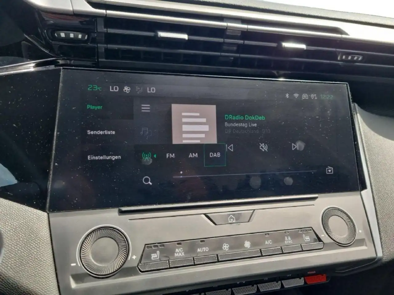 Peugeot 308 Active Pack 1.2 LED/MirrorLink/SHZ/Allwetter — معرض صور السيارة 10