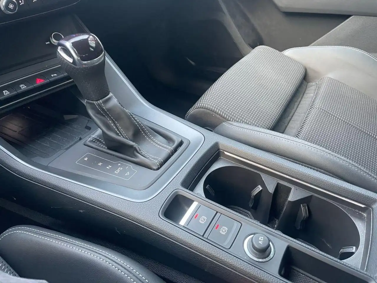 Audi Q3 35 TDI Genuine edition S tronic 110kW — Vehicle gallery 18