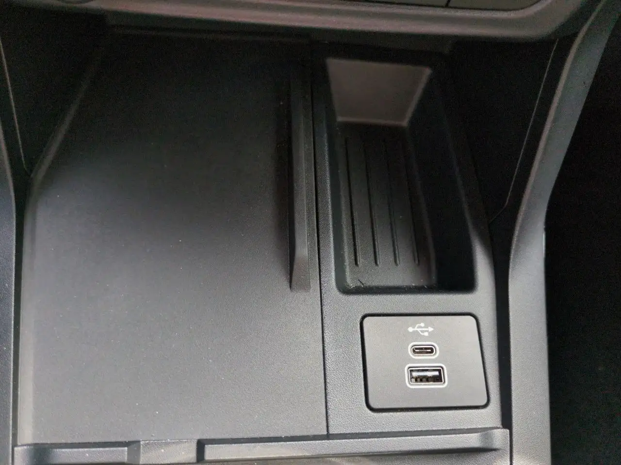 Ford Puma ST-Line Sportpaket Bluetooth Navi LED Klima — معرض صور السيارة 23