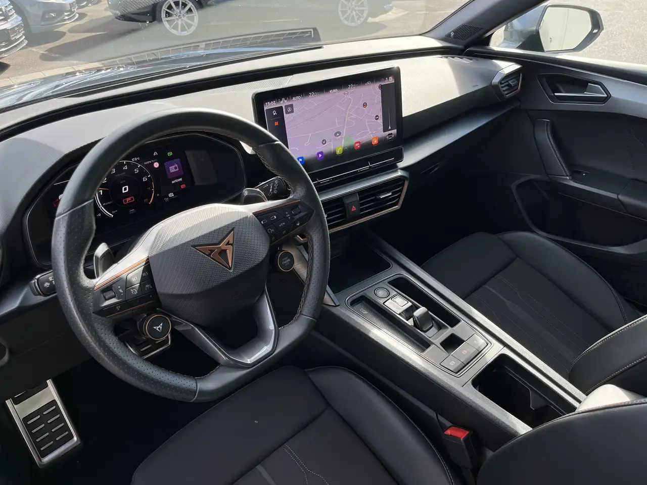 CUPRA Leon SP 2.0 TSI DSG VZ 4Drive 175€ m.20% Anz. Navi AC — معرض صور السيارة 12