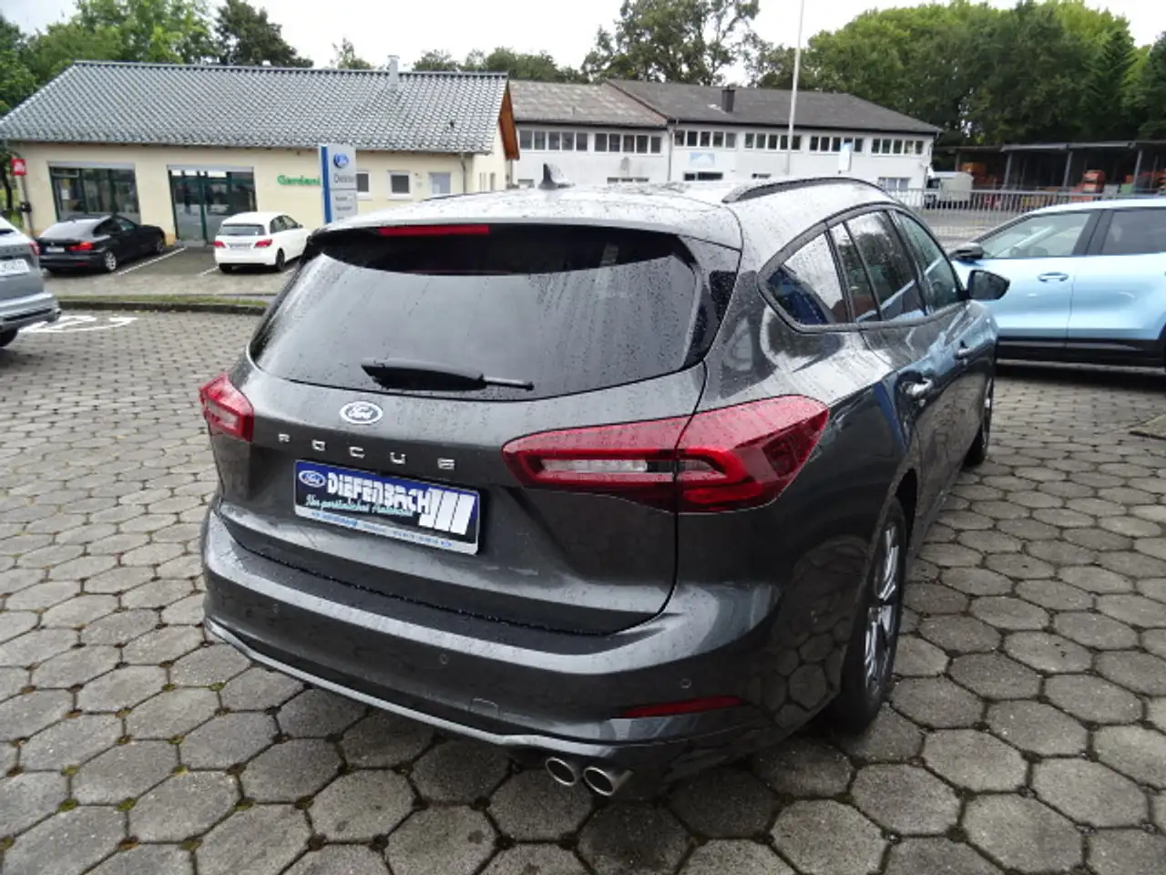 Ford Focus 1.0 Ecoboost Hybrid Turnier ST-Line Autom. — معرض صور السيارة 4