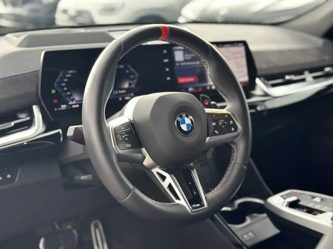 BMW X2 M 35i xDrive M-Sport Pro Panorama HUD eSIM — معرض صور السيارة 10