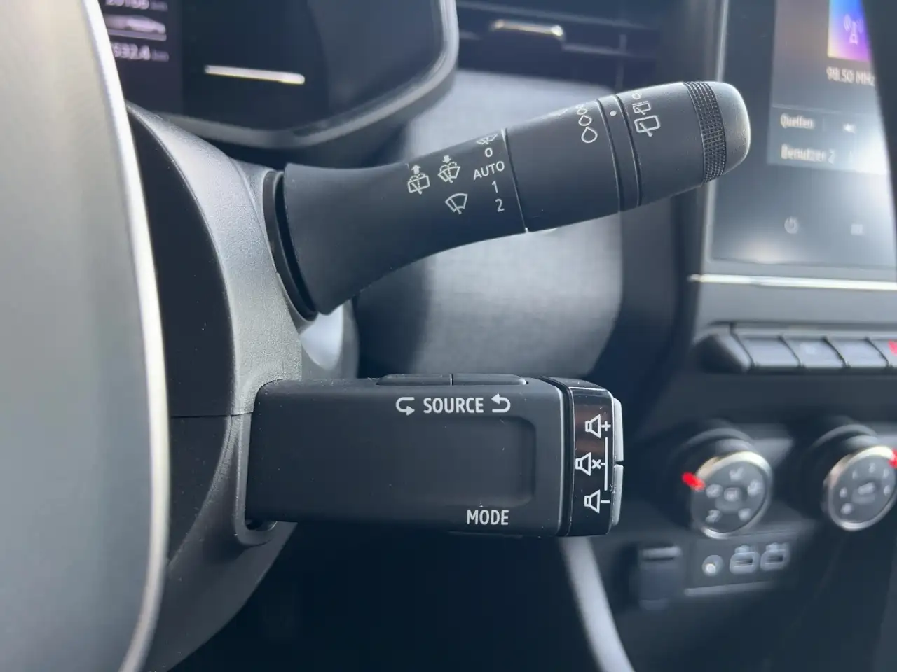 Renault Clio Evolution TCe 90 — معرض صور السيارة 17