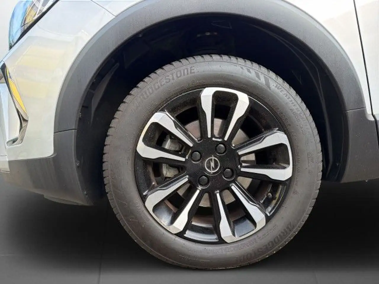 Opel Crossland Enjoy / R-Kamera / SHZ / LHZ Navi Klima — معرض صور السيارة 9