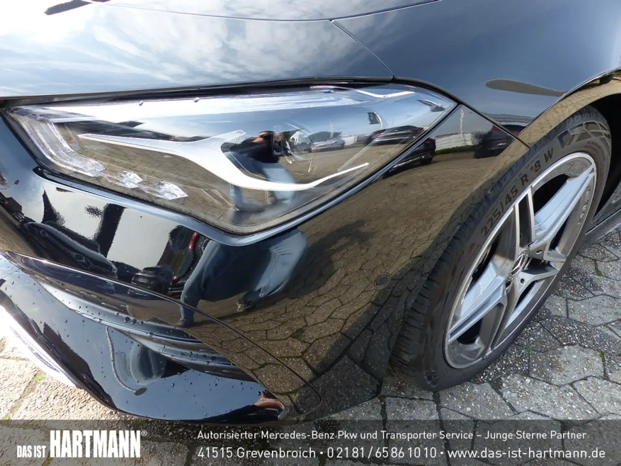 Mercedes-Benz CLA 180 SB AMG PLUS+AHK+TOTWINKEL+RF.-KAMERA+LED — معرض صور السيارة 15