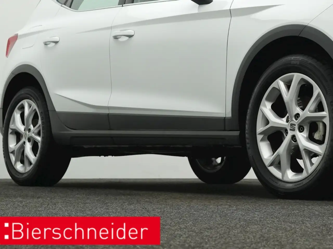 SEAT Arona 1.0 TSI FR LED NAVI SHZ — Galerie du véhicule 34