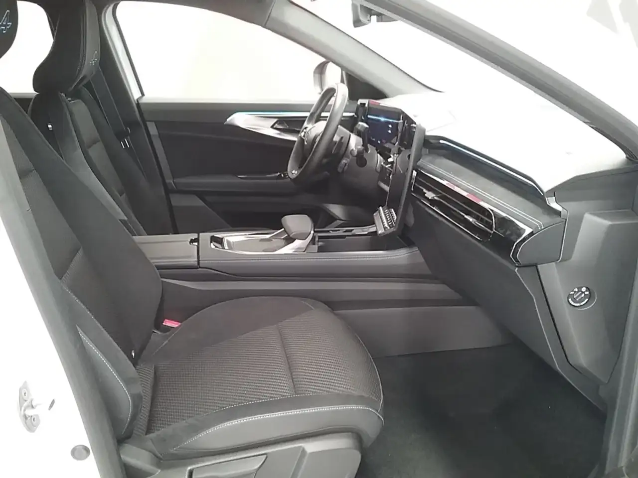 Renault Austral 1.3 TCe Mild Hybrid Techno Esprit Alpine CVT 116kW — Galería del vehículo 4
