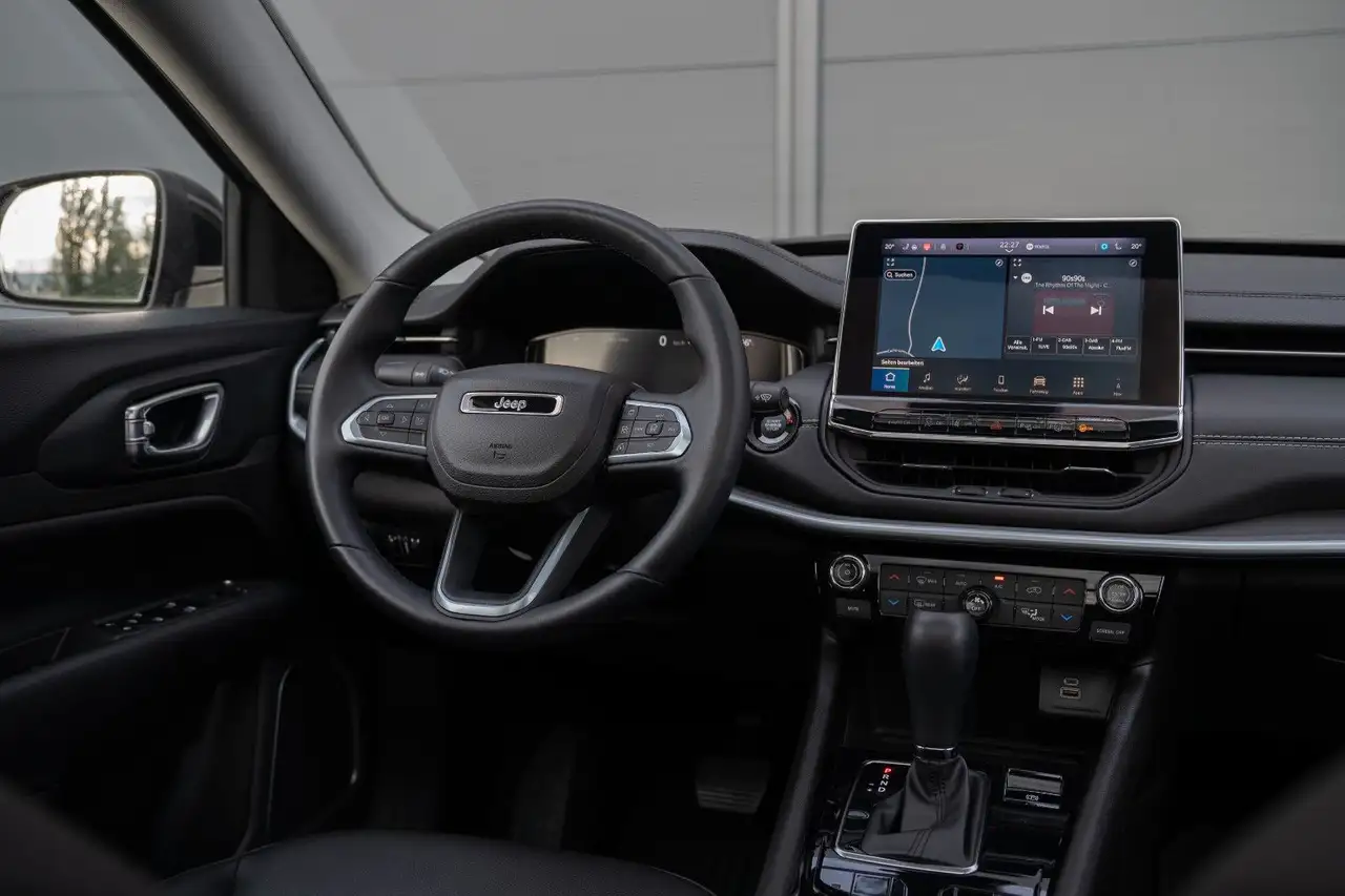 Jeep Compass Limited Plug-In-Hybrid 4WD*LED*PANO*CAM* — معرض صور السيارة 29