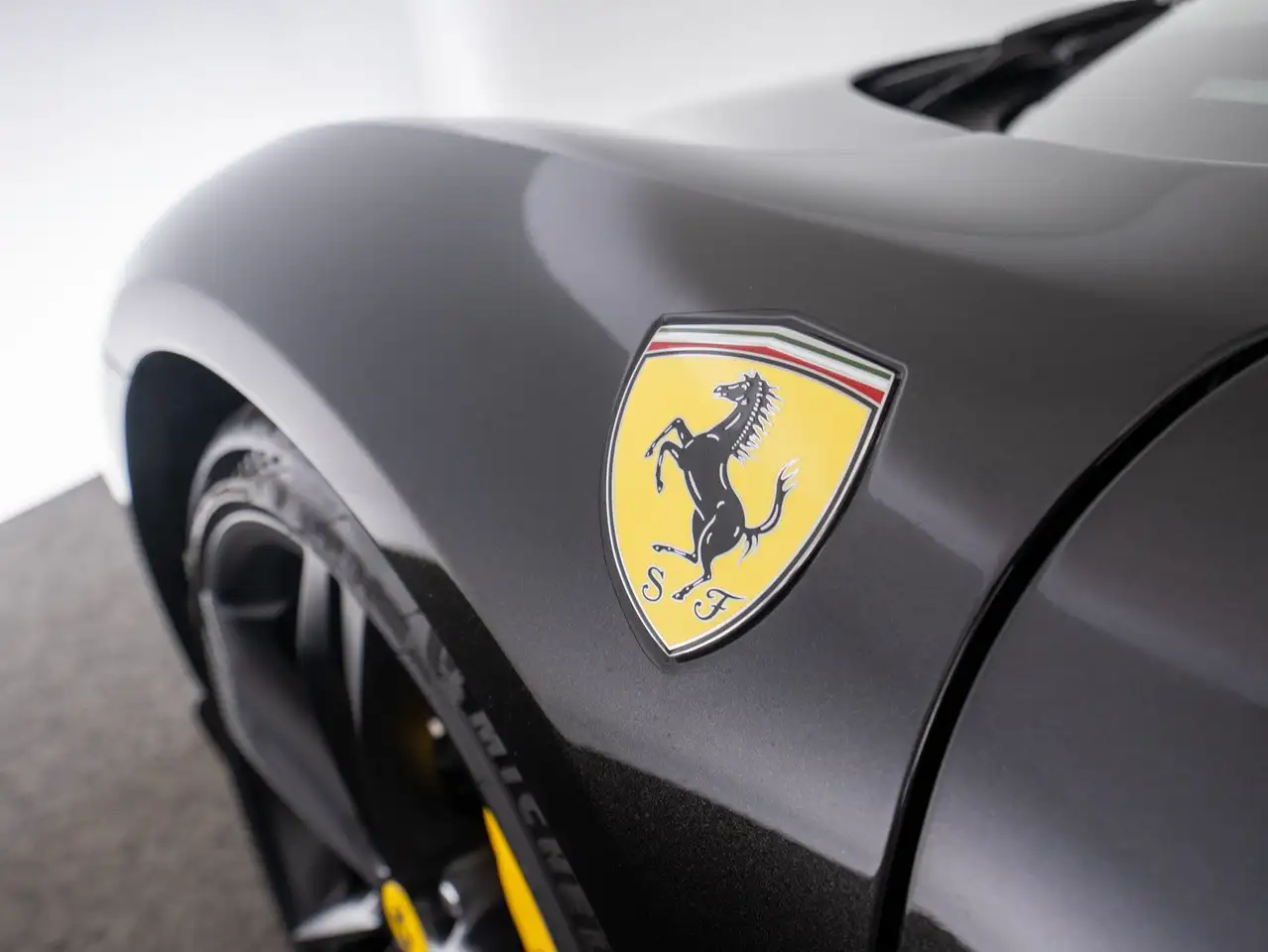 Ferrari 296 GTS — Vehicle gallery 15