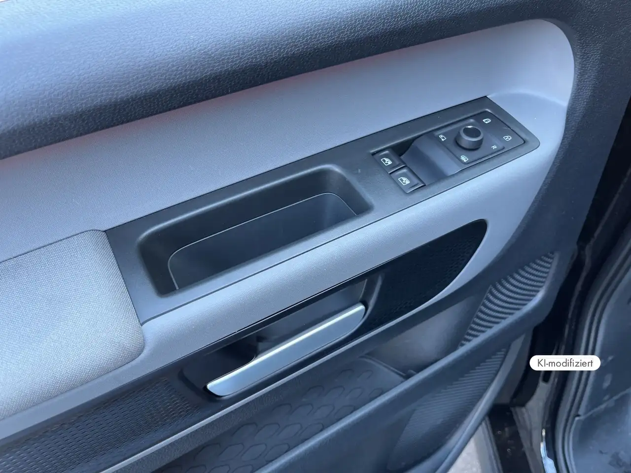 Volkswagen ID. Buzz ID.Buzz Pro KR 77 kWh SOH 99% DISCOVER PRO SHZ — Vehicle gallery 13
