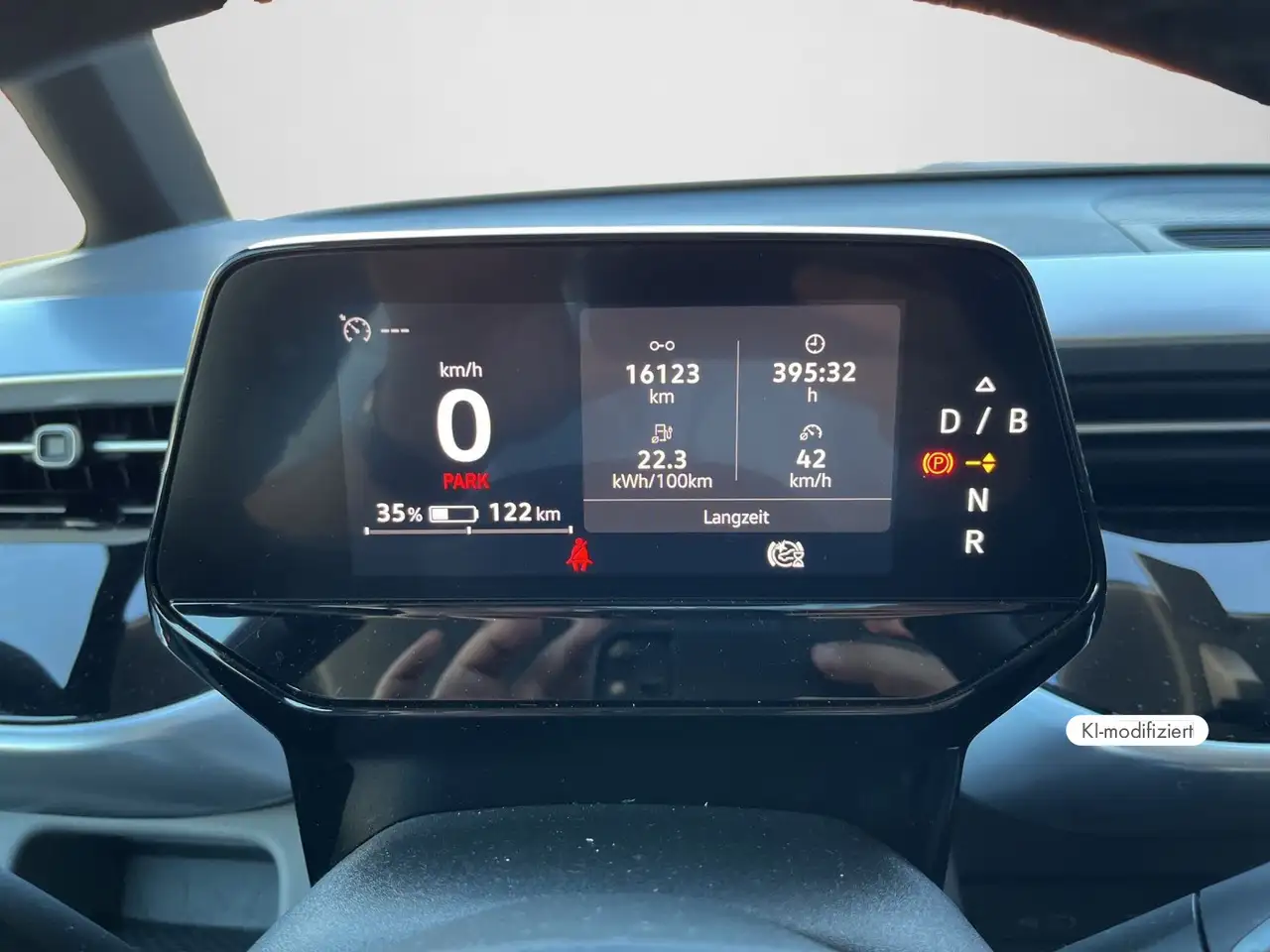 Volkswagen ID. Buzz ID.Buzz Pro KR 77 kWh SOH 99% DISCOVER PRO SHZ — Vehicle gallery 10