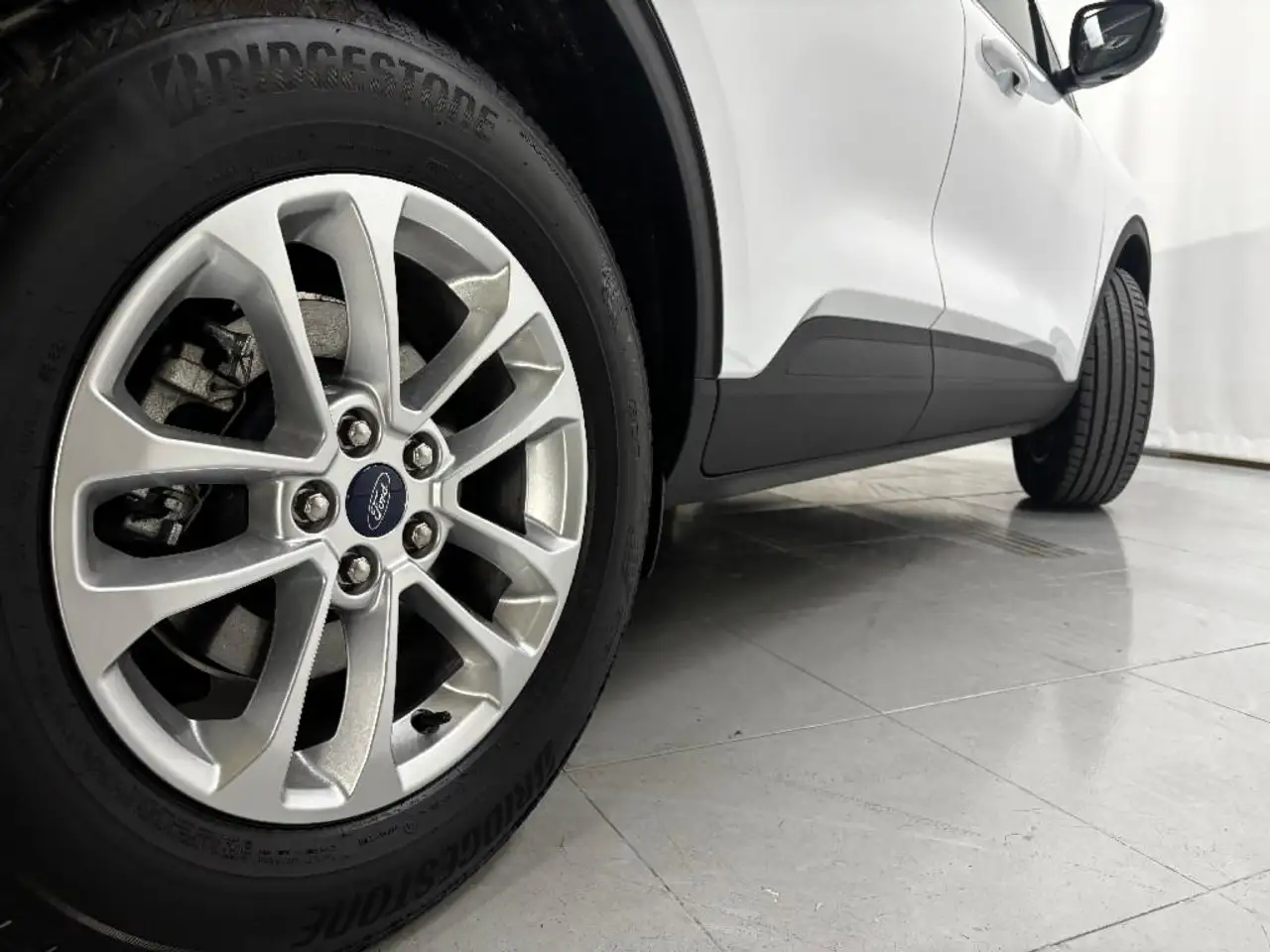 Ford Kuga ST LINE 2.5 DURATEC 190CV HIBRIDO SEMINUEVO — Vehicle gallery 20
