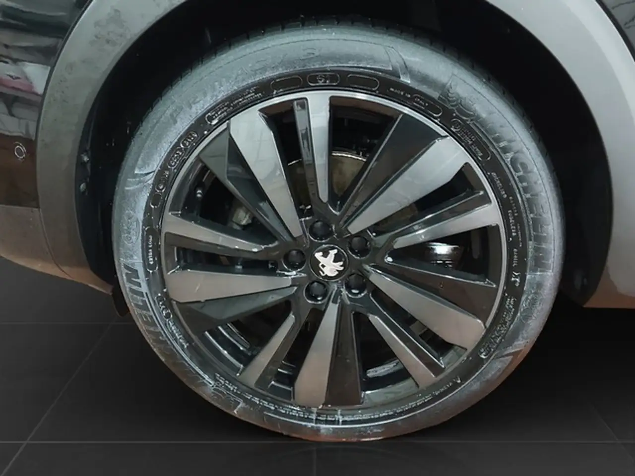Peugeot 3008 Hybrid 136 GT PANO NAVI LED KAMERA PDC SHZ — معرض صور السيارة 7